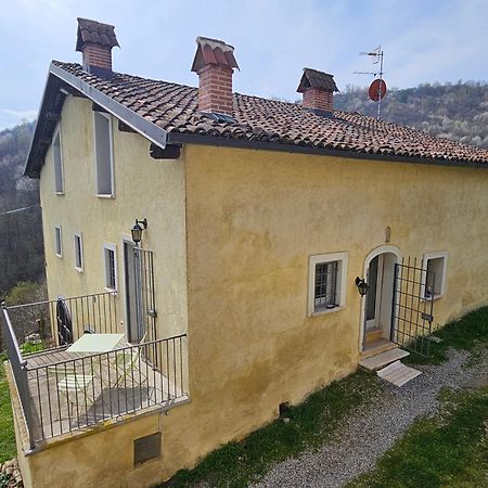 Casa Nel Verde Ca Dla Cola Mombasiglio Kültér fotó